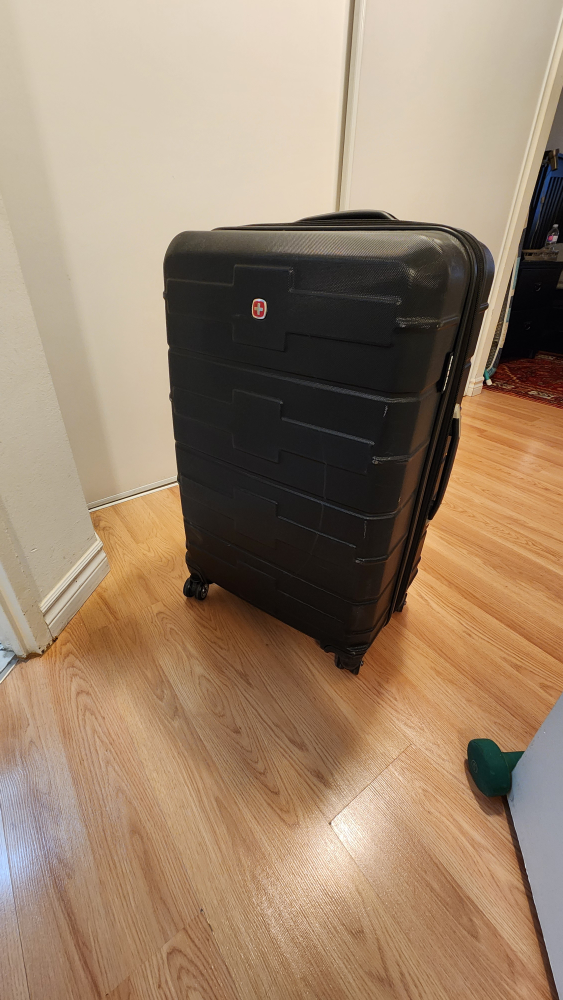 Large Black Swiss Gear Suitcase with Wheels - photo 2