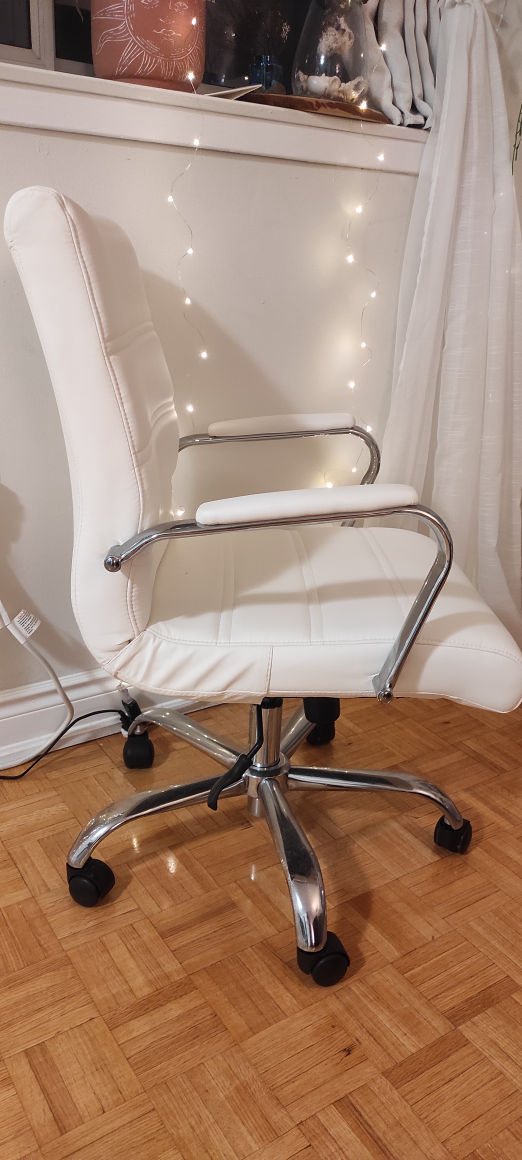 White Office Chair - photo 3