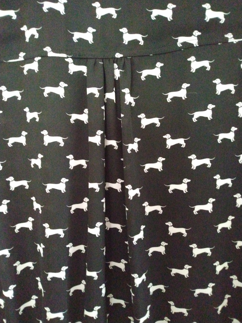Dachshund Print Sleeveless Blouse - photo 4