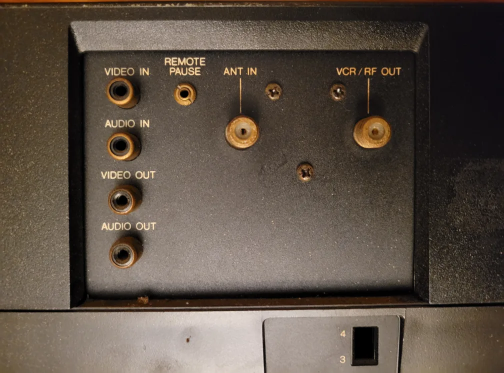 Vintage Sanyo VCR 3000 Video Cassette Recorder image indicator(8)