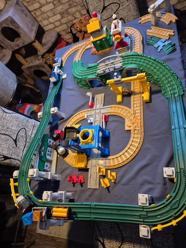 Fisher Price Geo Trax image indicator(3)