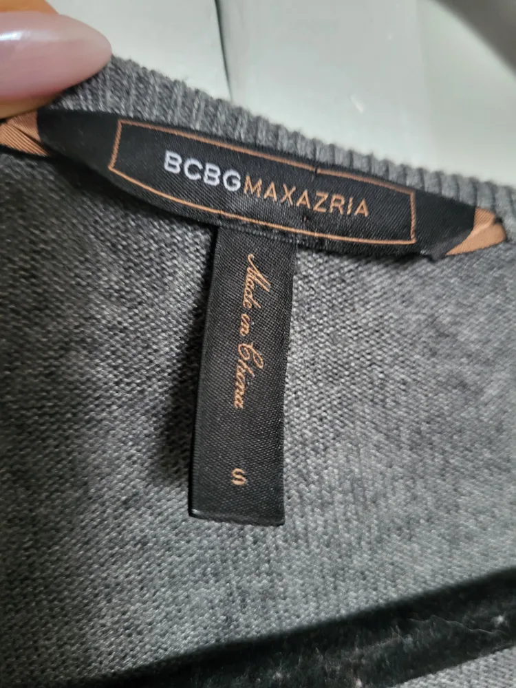 BCBGMAXAZRIA Snakeskin Print Sweater image indicator(4)