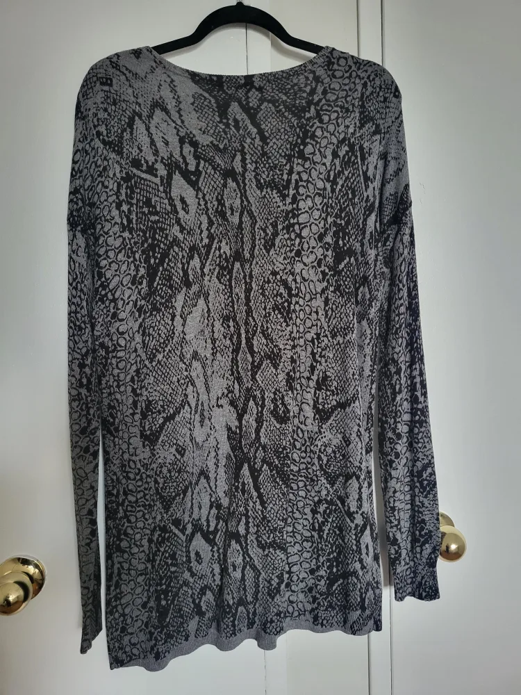 BCBGMAXAZRIA Snakeskin Print Sweater image indicator(6)
