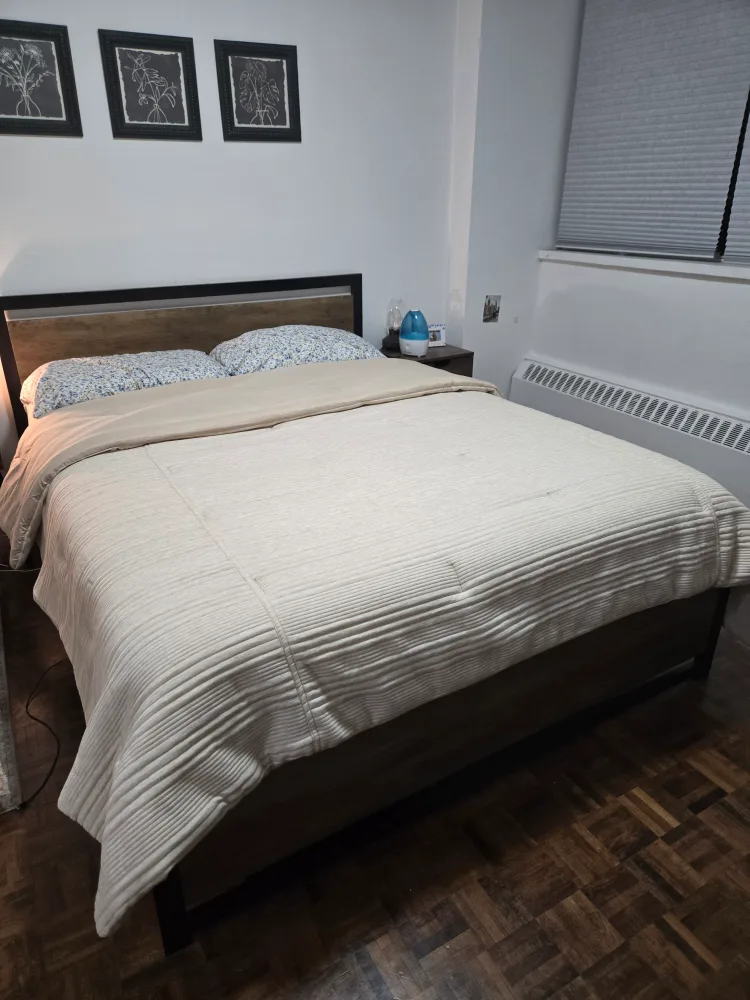 Steelside Queen Bed Frame image indicator(2)