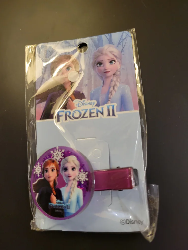 🏈   Disney Frozen II Hair Clip🏈 image indicator(3)