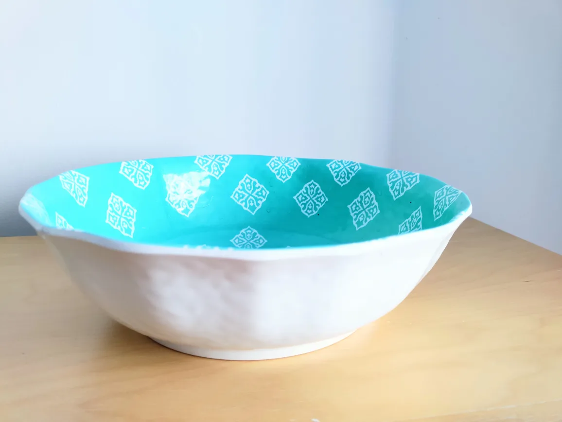Large Serving Bowl Teal & White Pattern 🏈 image indicator(2)