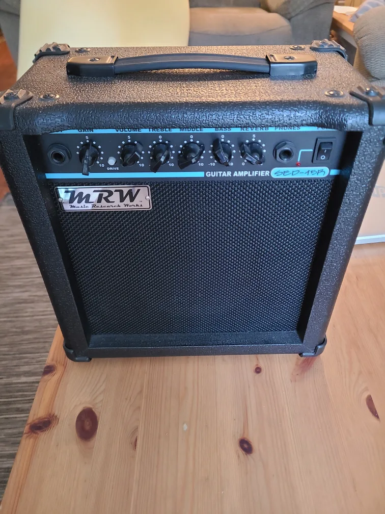 Guitar Amplifier MRW SED-15R image indicator(2)