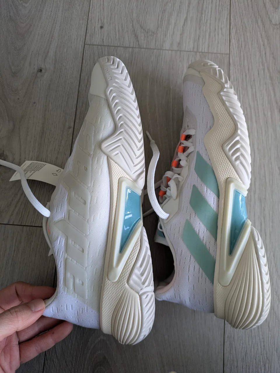 NEW - Women's Tennis Shoes (Adidas Barricade Parley) - SIZE 6 image indicator(3)