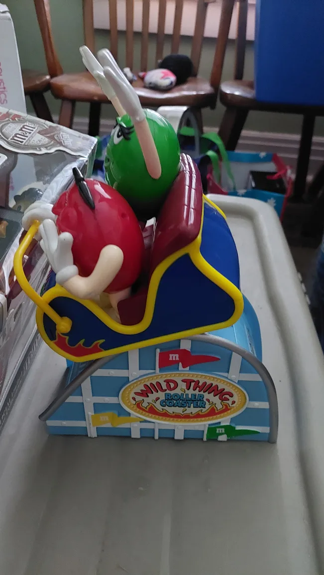 M&M's Wild Thing Roller Coaster Collectible image indicator(2)