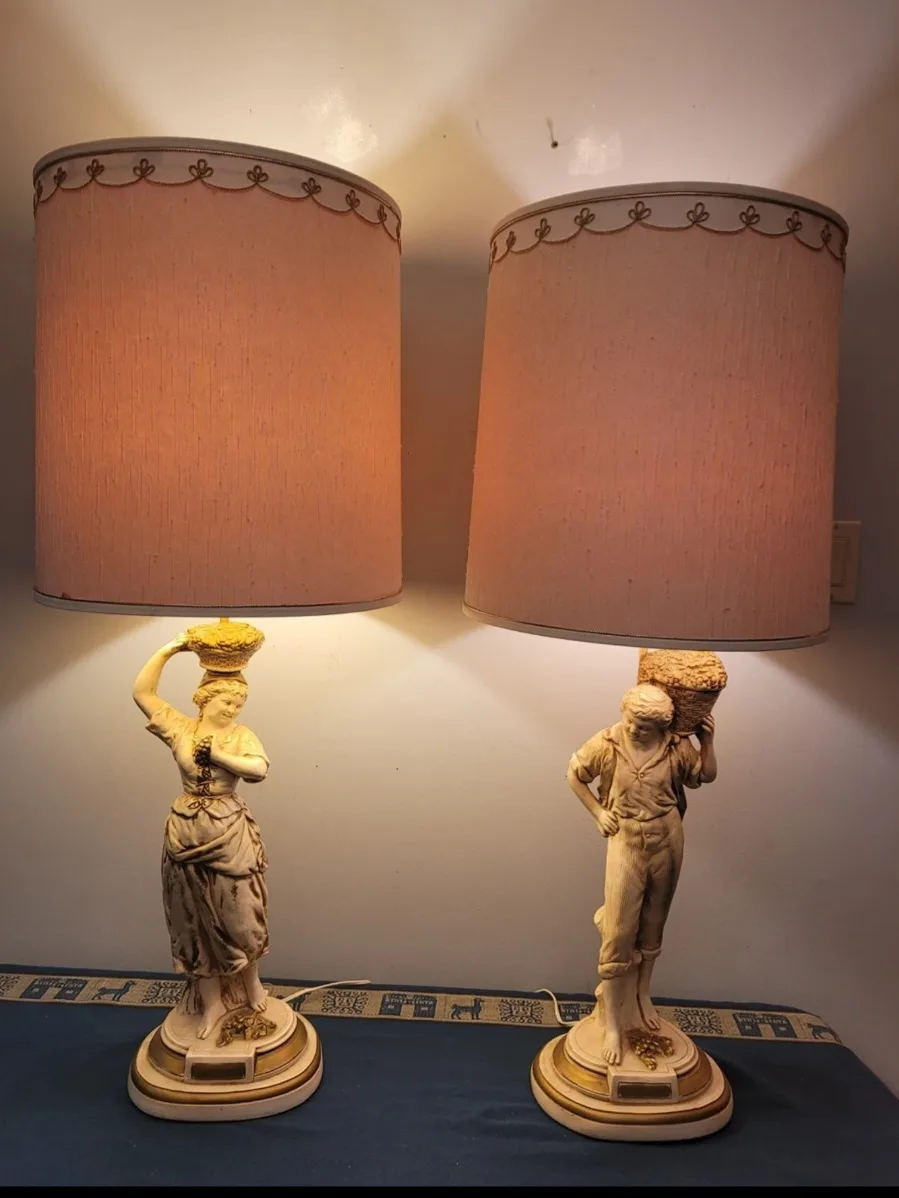 Pair of Vintage Figurine Table Lamps image indicator(6)
