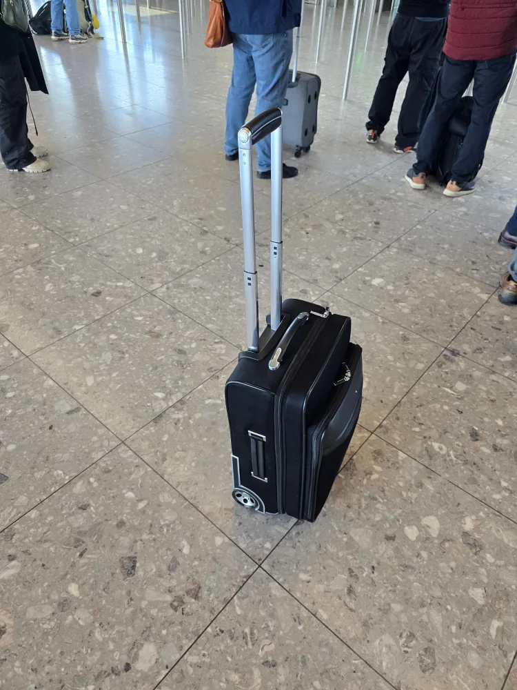 Montblanc Cabin Trolley Suitcase image indicator(6)