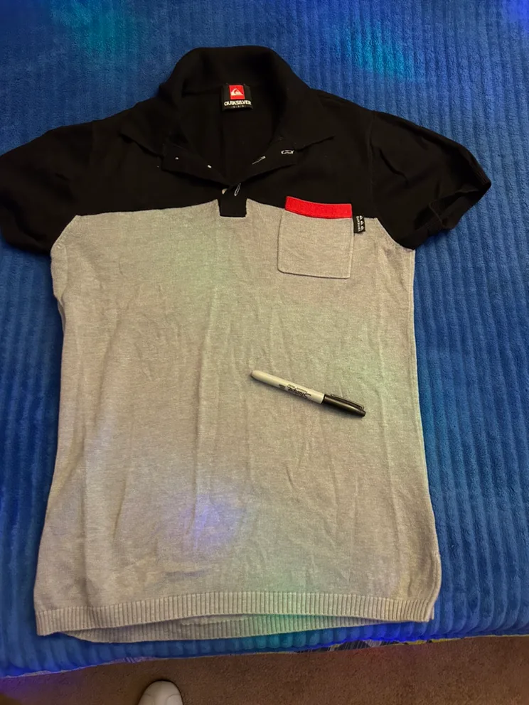 Men’s Shirts and hoodies image indicator(4)