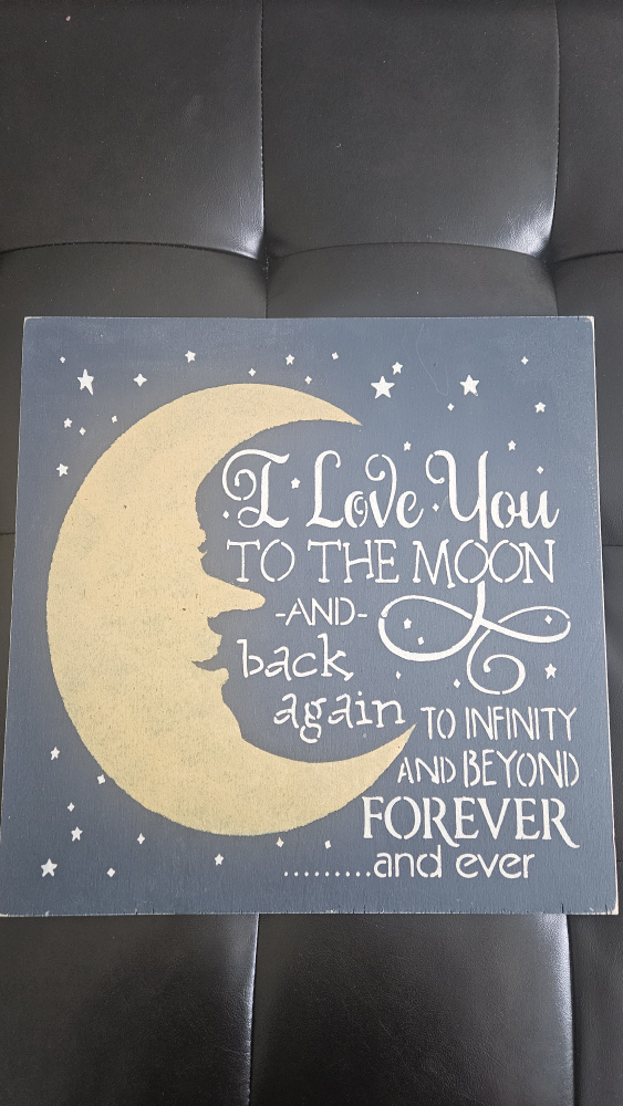 I Love You to the Moon and Back Sign 🏈 - photo 2