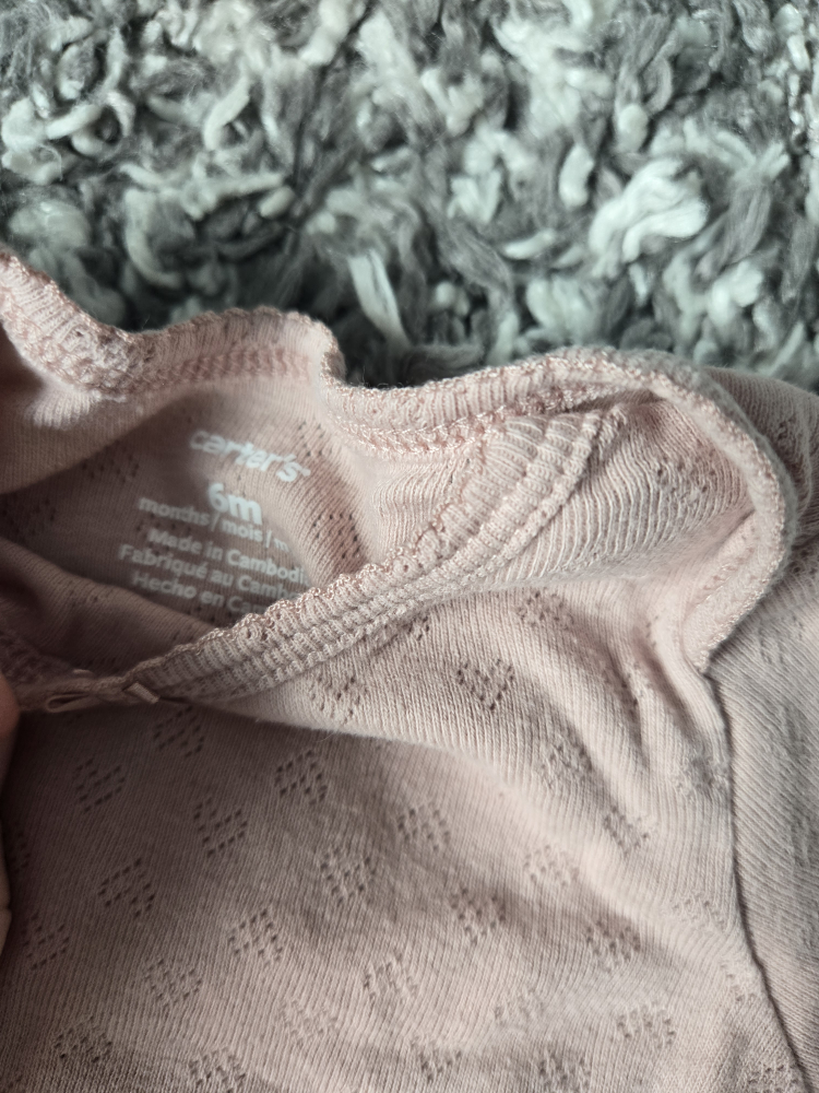🏈carters onesie 6 months - photo 2