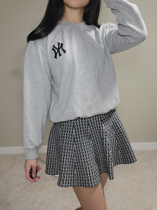 Grey NYC Yankees Crewneck Sweatshirt