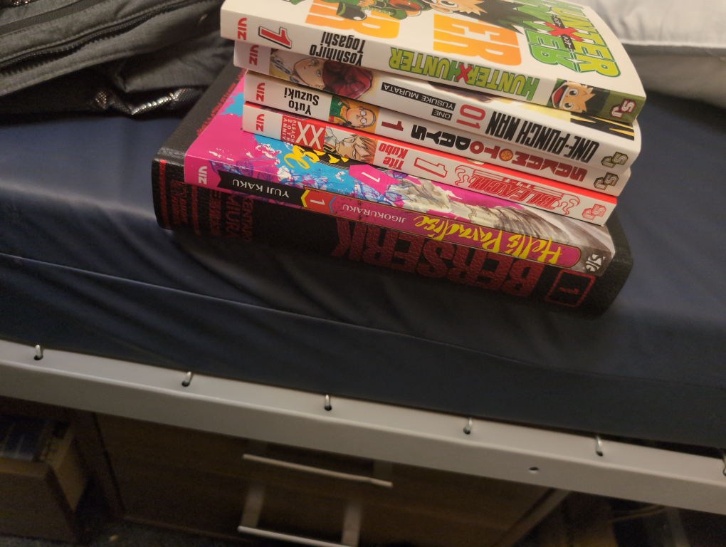 Manga Bundle - 5 Volumes