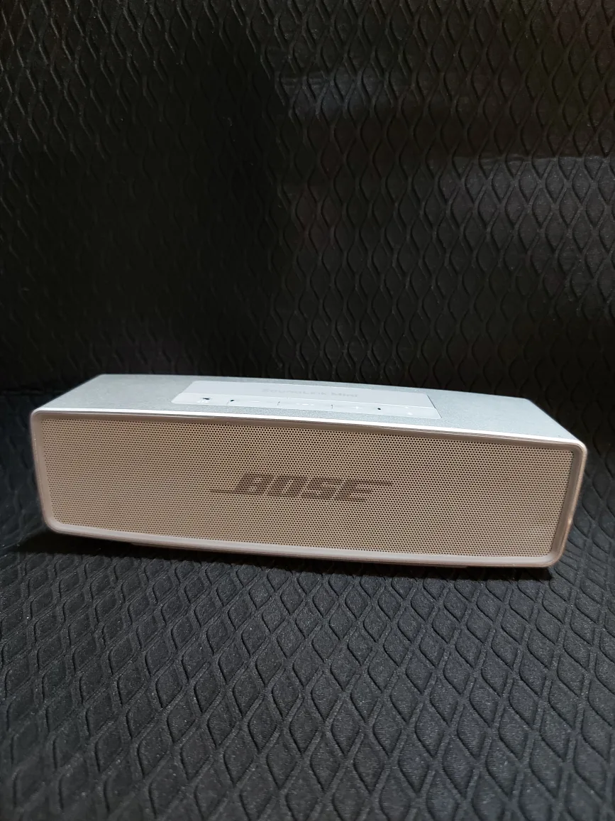 Bose SoundLink Mini Bluetooth Speaker - Silver thumbnail