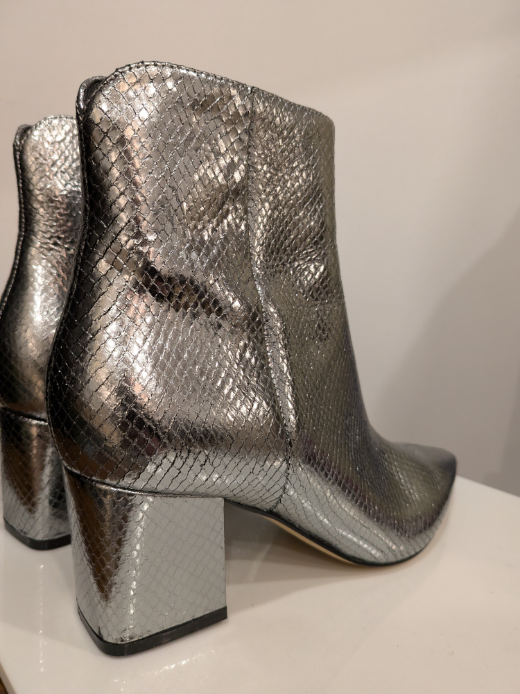 Marc Fisher LTD Silver Snakeskin Ankle Boots - Size 8M
