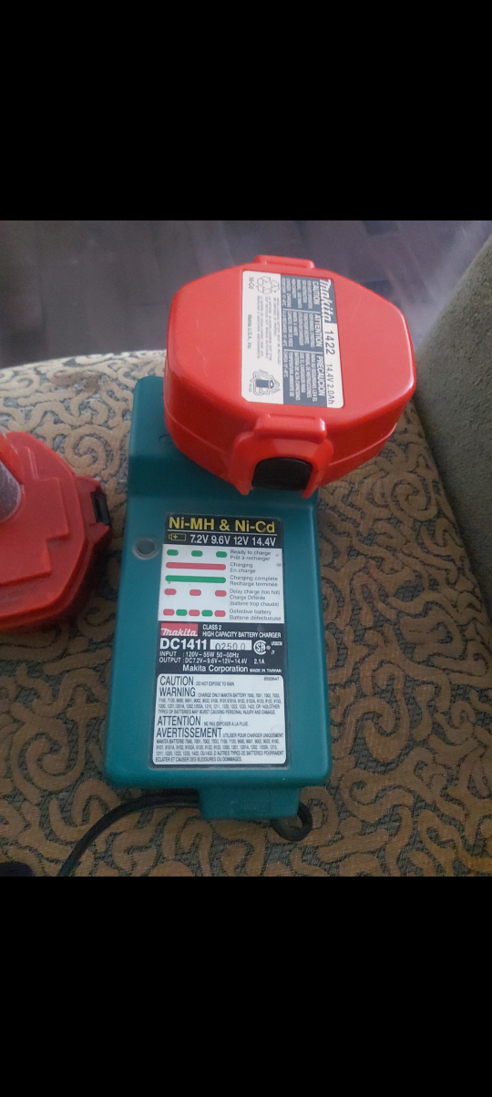 Makita DC1411 Charger for Ni-MH & Ni-Cd Batteries