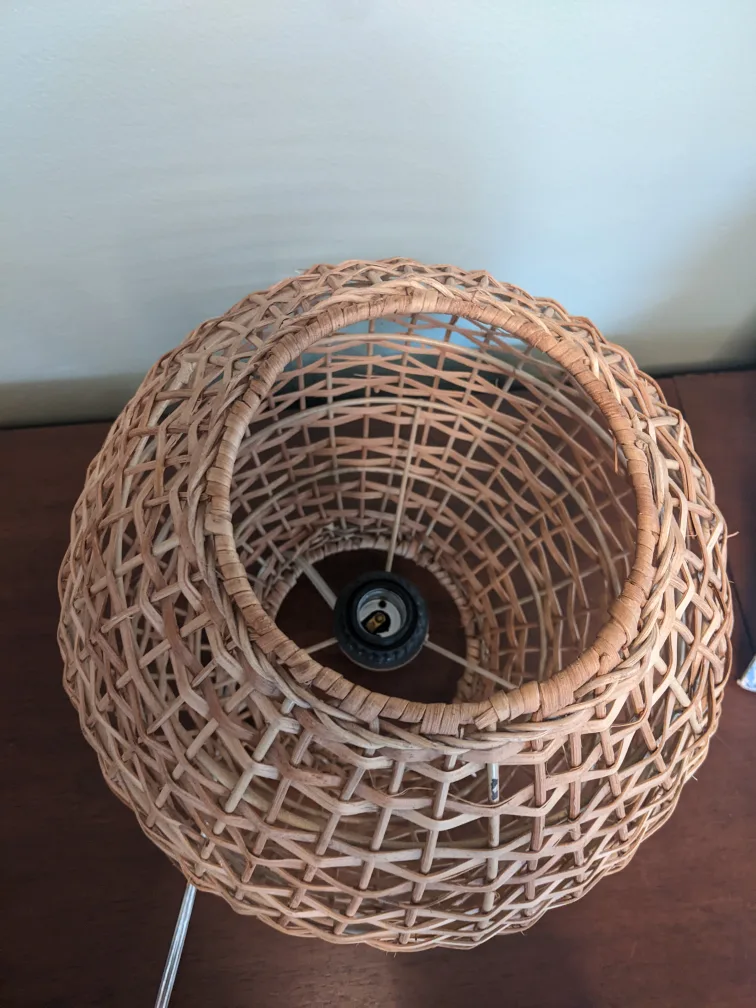 Large Round Wicker Side Table Lamp image indicator(2)