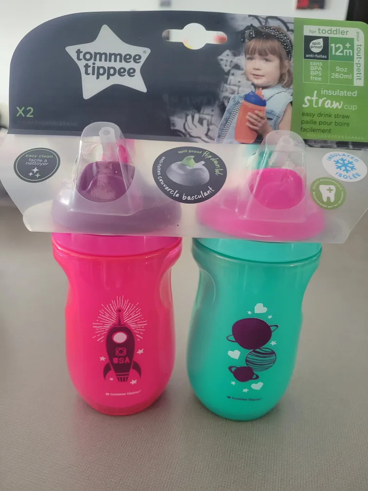 2 insulated toddler cups with straws image indicator(2)