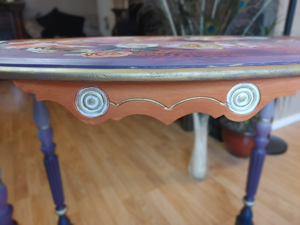 Hand-painted Vintage Side Table - photo 2