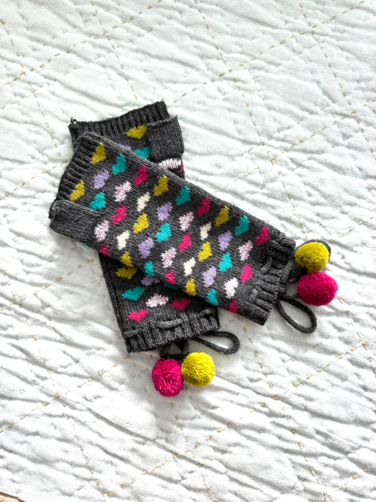 Adorable Knitted Heart Fingerless Gloves with Pom-Poms image indicator(2)