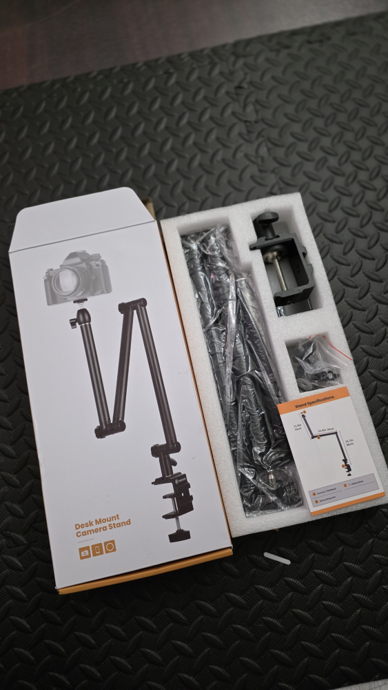 Tarion - Desk Mount Camera Stand