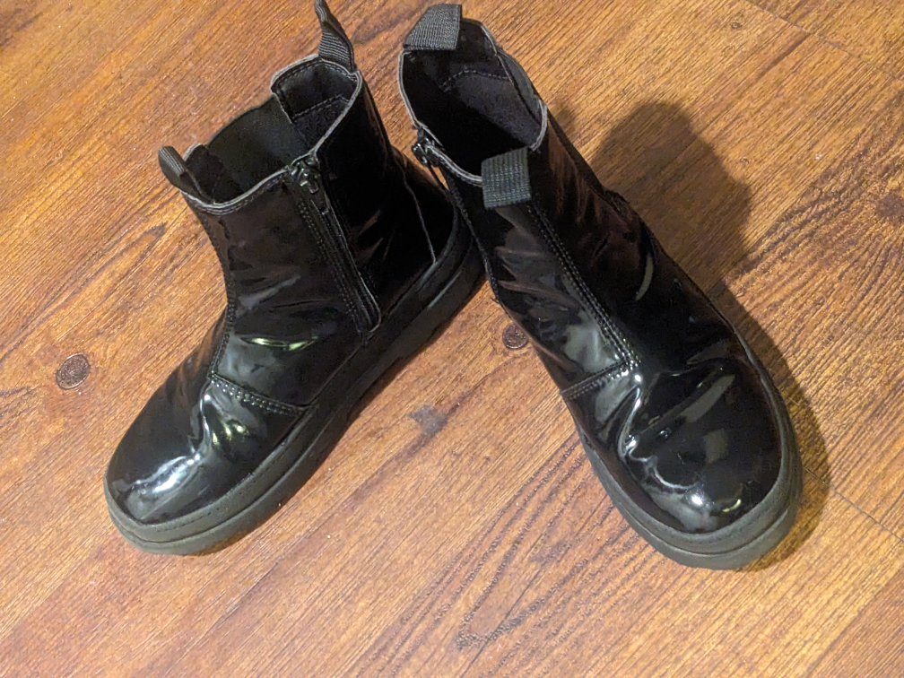 Black Patent Leather Chelsea Boots - photo 2