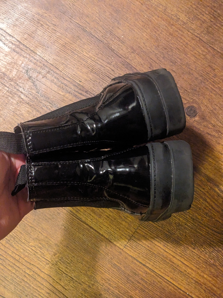 Black Patent Leather Chelsea Boots - photo 5
