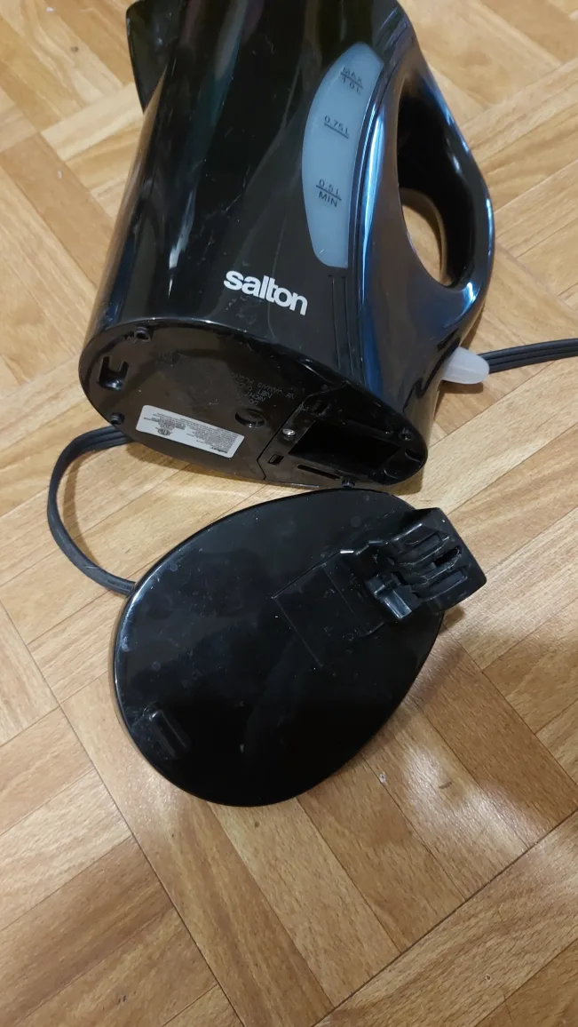Salton Electric Kettle #freecycle image indicator(2)