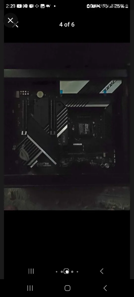 ASUS ROG Maximus XIII Apex Gaming Motherboard image indicator(4)
