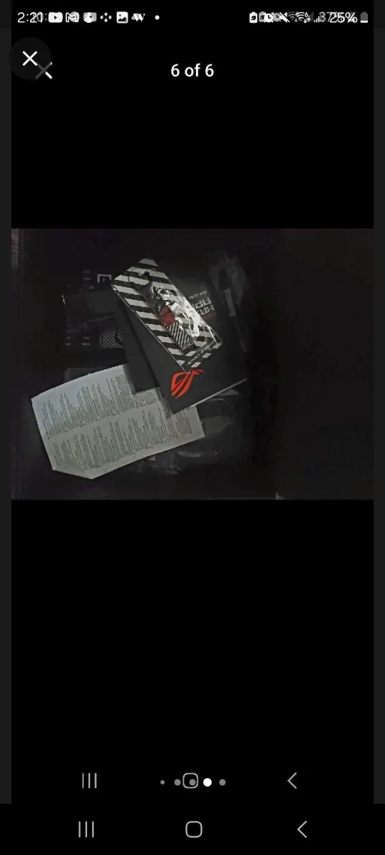 ASUS ROG Maximus XIII Apex Gaming Motherboard image indicator(6)