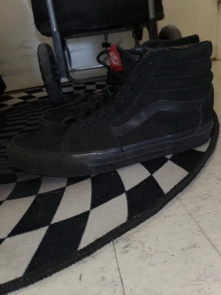 Vans Sk8-Hi Black Suede High-Top Sneakers - Men's 8.5 image indicator(3)