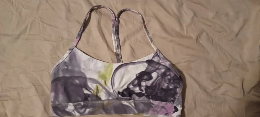 Lululemon Free to be Serene Bra - Size 6 image indicator(2)