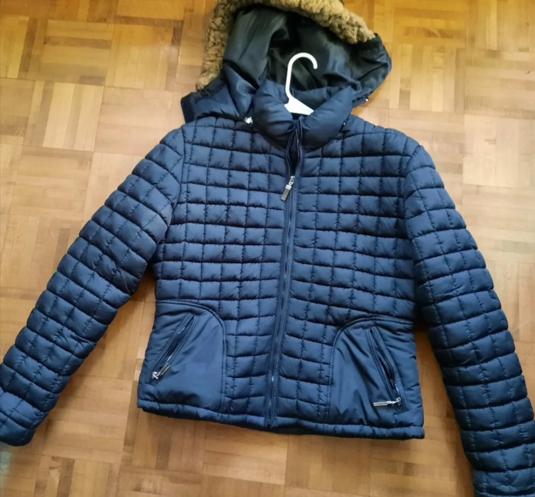 Black Quilted Puffer Jacket with Hood image indicator(2)