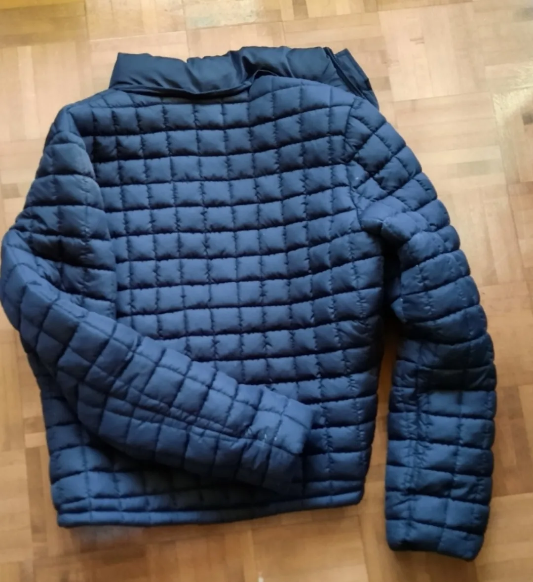 Black Quilted Puffer Jacket with Hood image indicator(4)