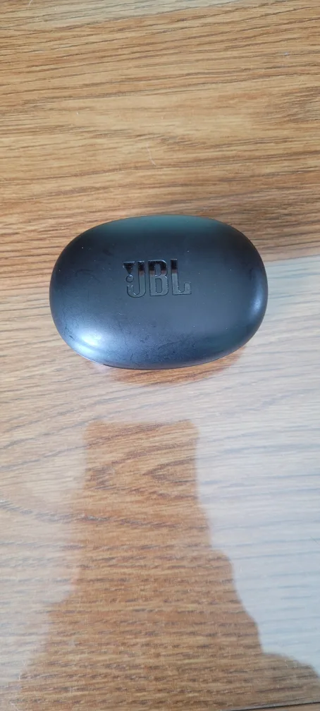 JBL  Free 2Wireless Earbuds thumbnail