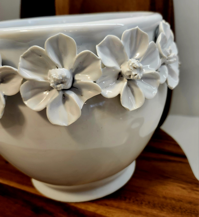 White Ceramic Planter with Flower Detail - photo 5