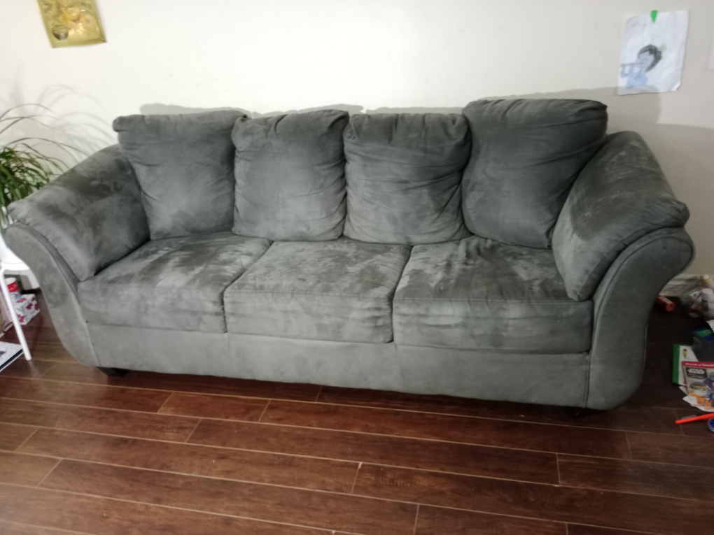 Leon's Collier Sofa - Dark Grey - Very good condition - photo 2