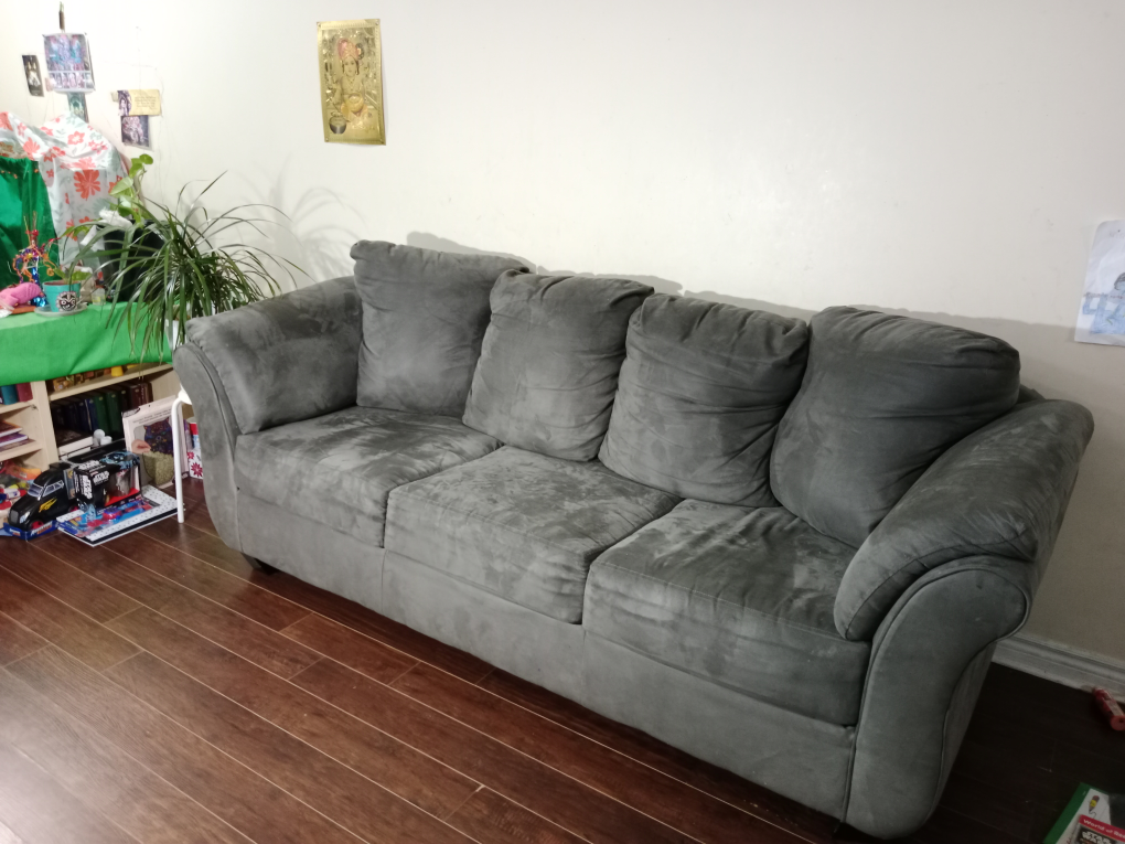 Leon's Collier Sofa - Dark Grey - Very good condition - photo 3