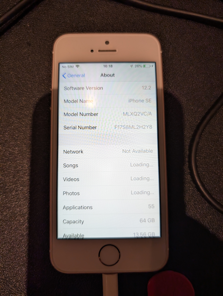 iPhone SE 64GB Rose Gold - 1st gen