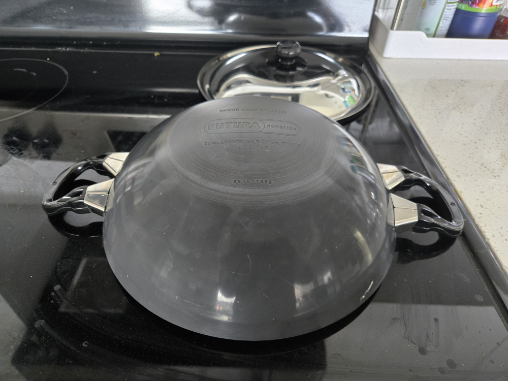Futura Non-Stick Wok with Lid - 26cm - photo 5