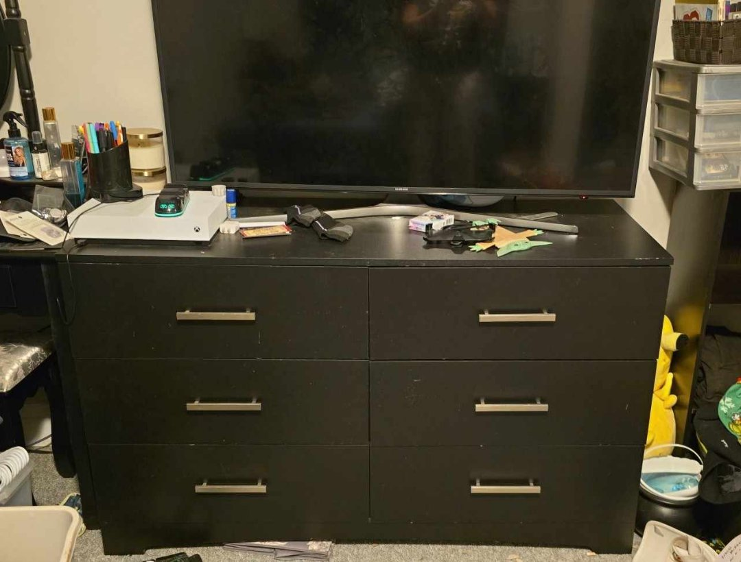 6-Drawer Black Dresser