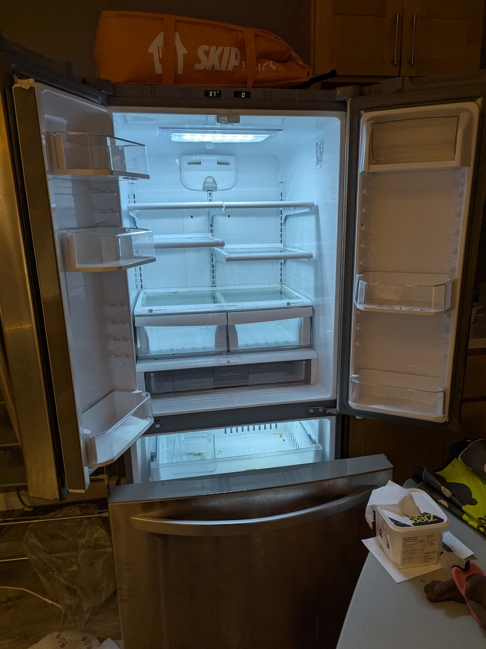 LG 30" French Door Refrigerator - Stainless Steel - photo 2
