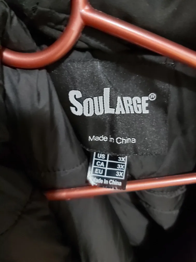 SOULARGE Women's 3X Black Winter Parka with Faux Fur Hood image indicator(3)