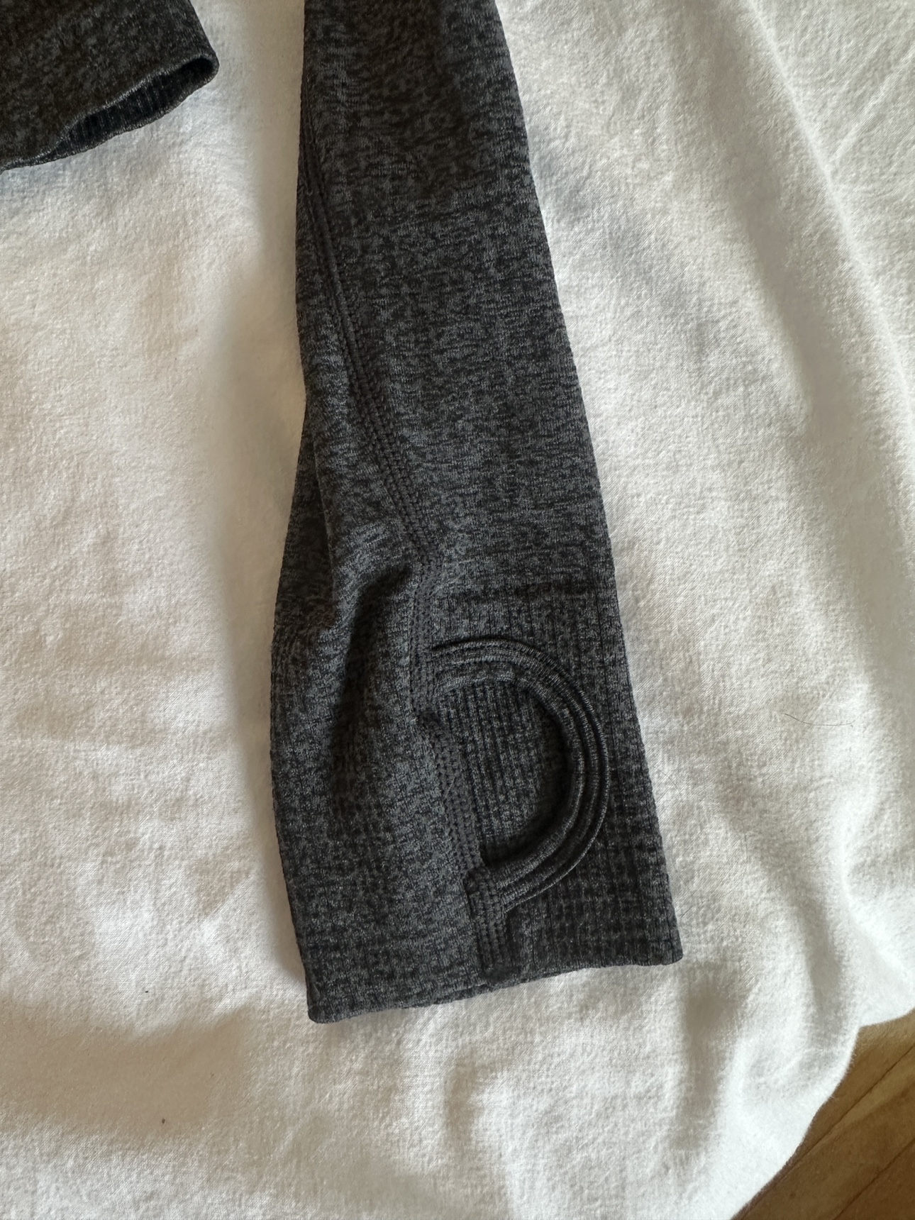 Gymshark dark gray long sleeve - photo 2
