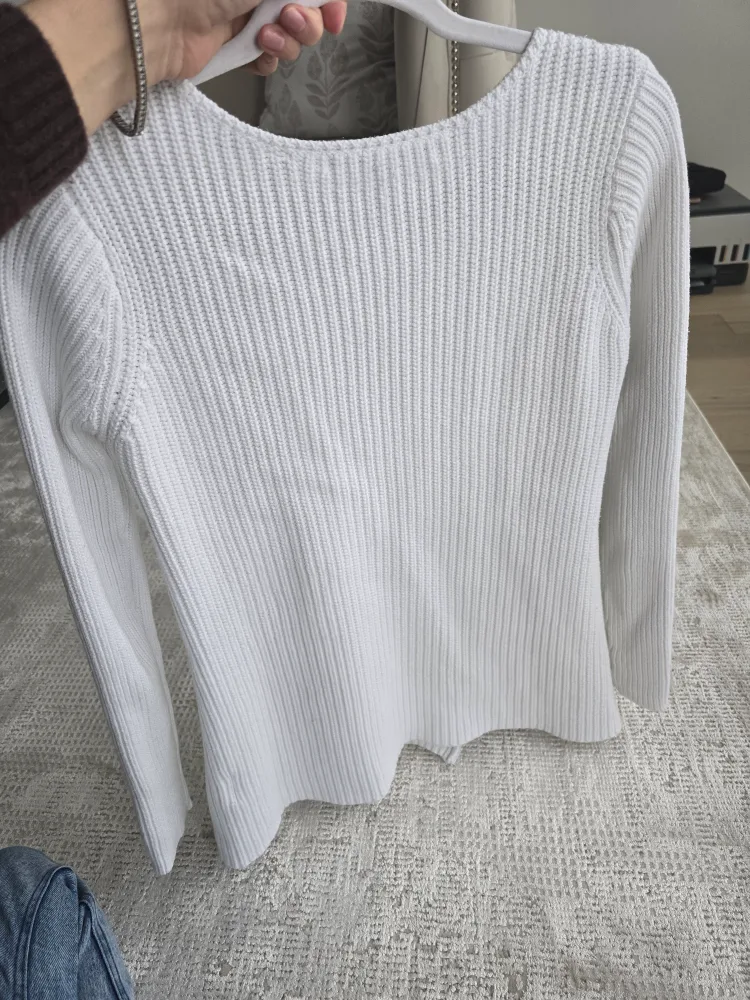 guess sweater xs 100 %cotton image indicator(4)