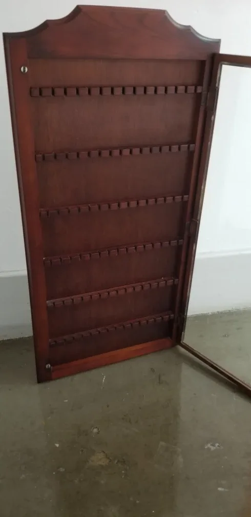 Vintage Wooden Display Case image indicator(2)