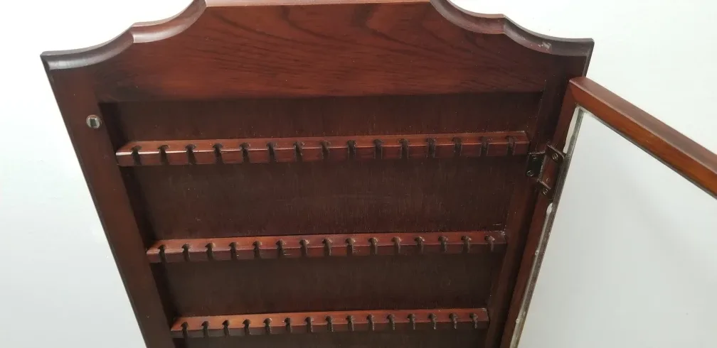 Vintage Wooden Display Case image indicator(5)